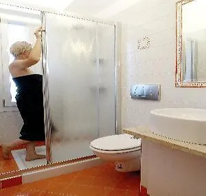 Katja * ביביונה